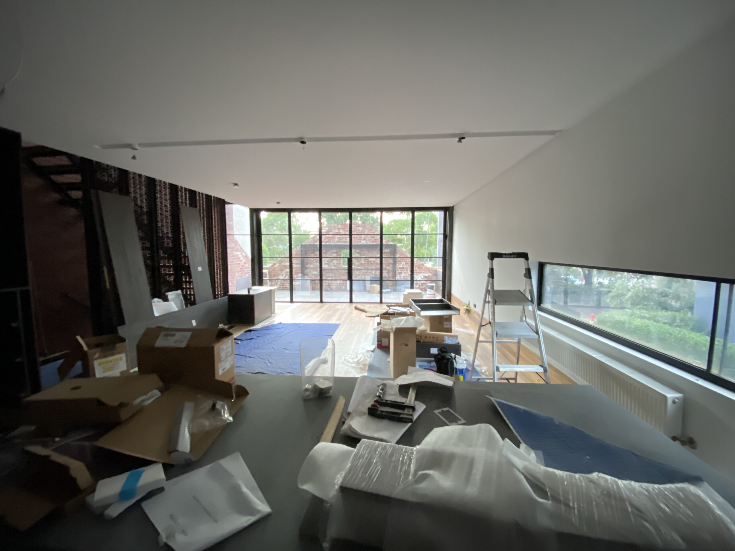 cleaning service right after building handover